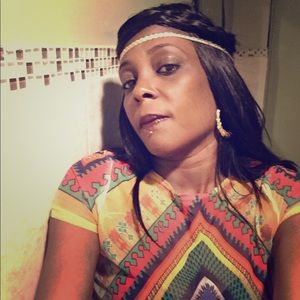 Meet your Posher, Robin